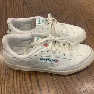Reebok Women’s Club c 85 Vintage Sneaker, size 7 1/2